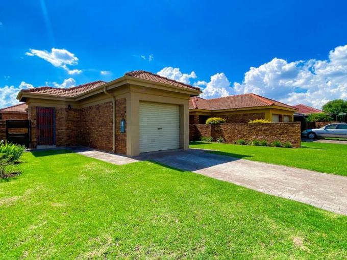 Houses For Sale in Southdowns Estate MyRoof.co.za