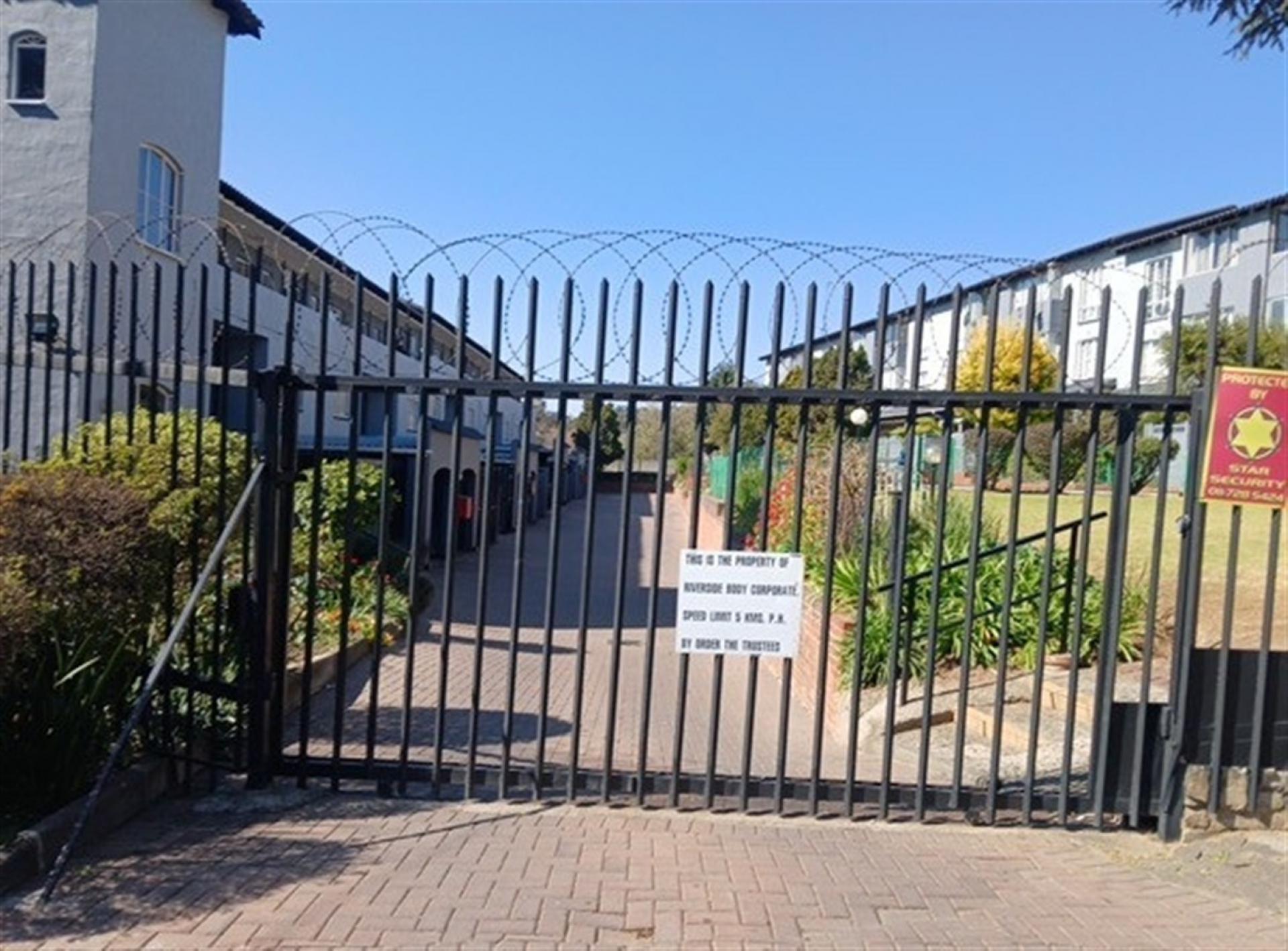Front View of property in Dunsevern