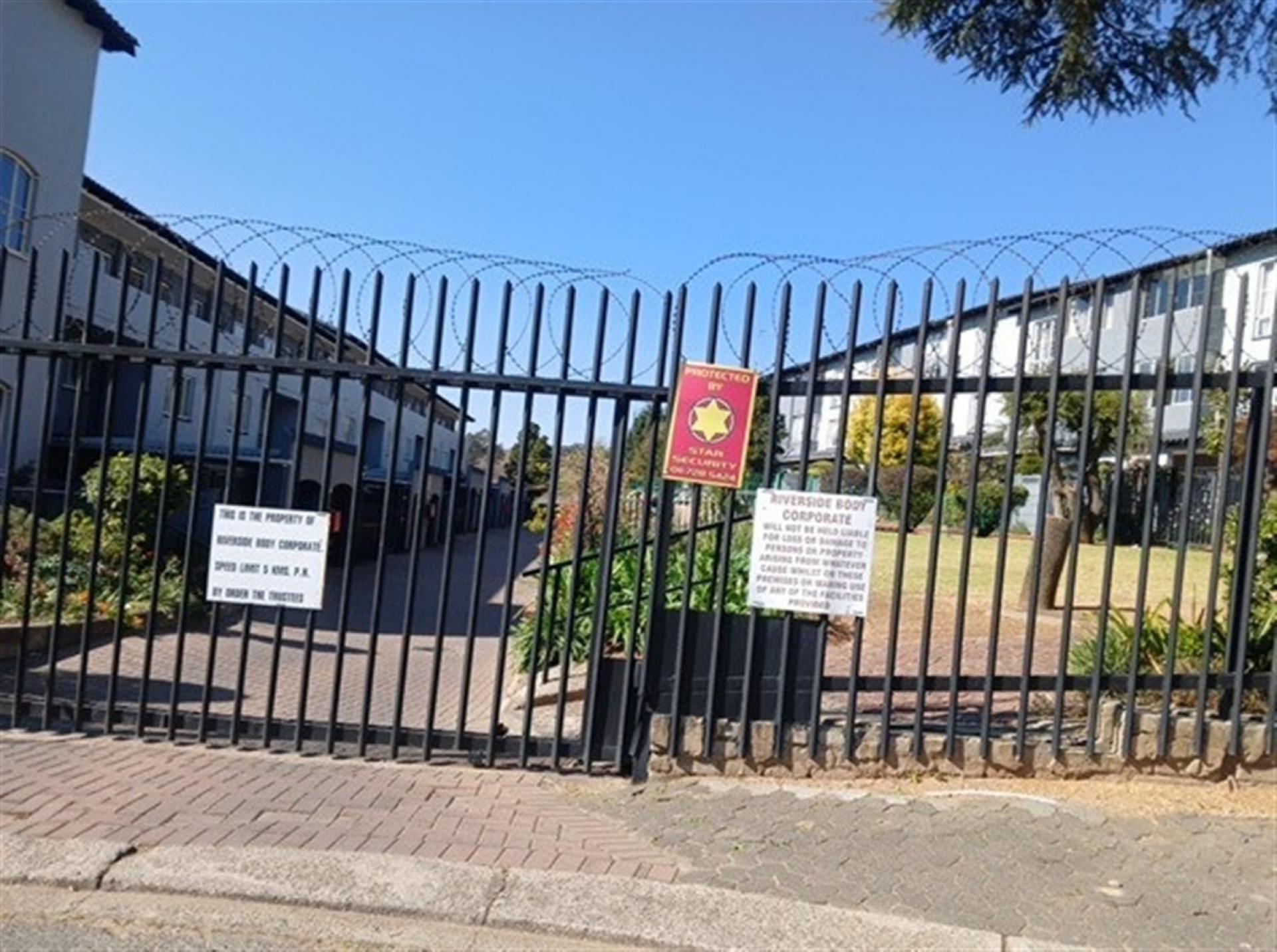 Front View of property in Dunsevern