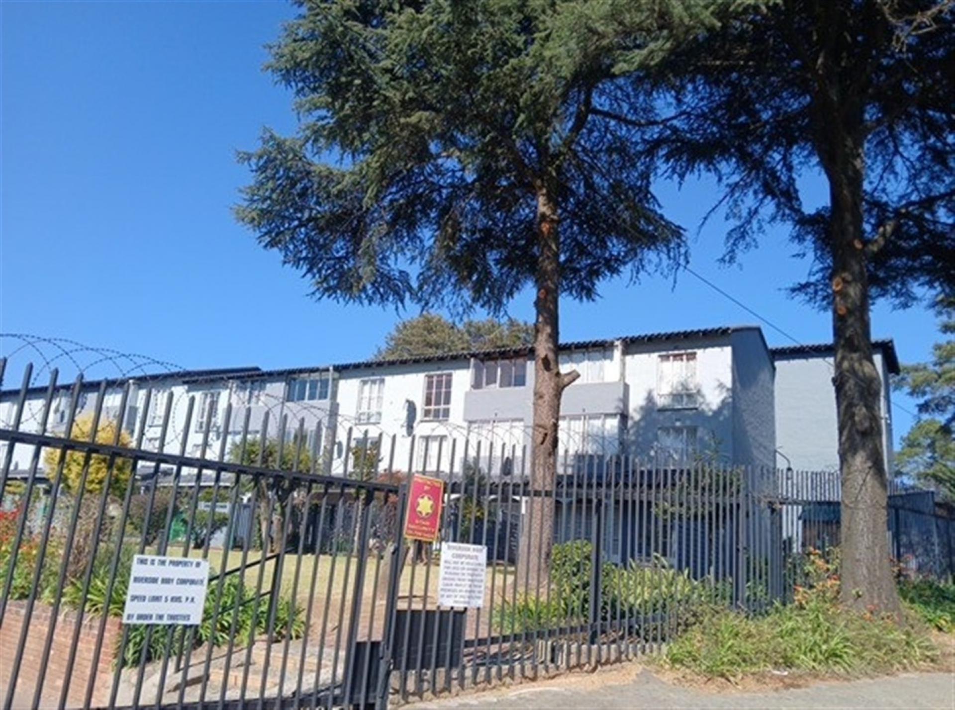 Front View of property in Dunsevern