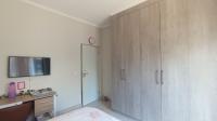 Bed Room 1 - 11 square meters of property in Bryanston