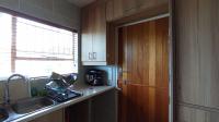 Kitchen - 13 square meters of property in Weltevreden Park