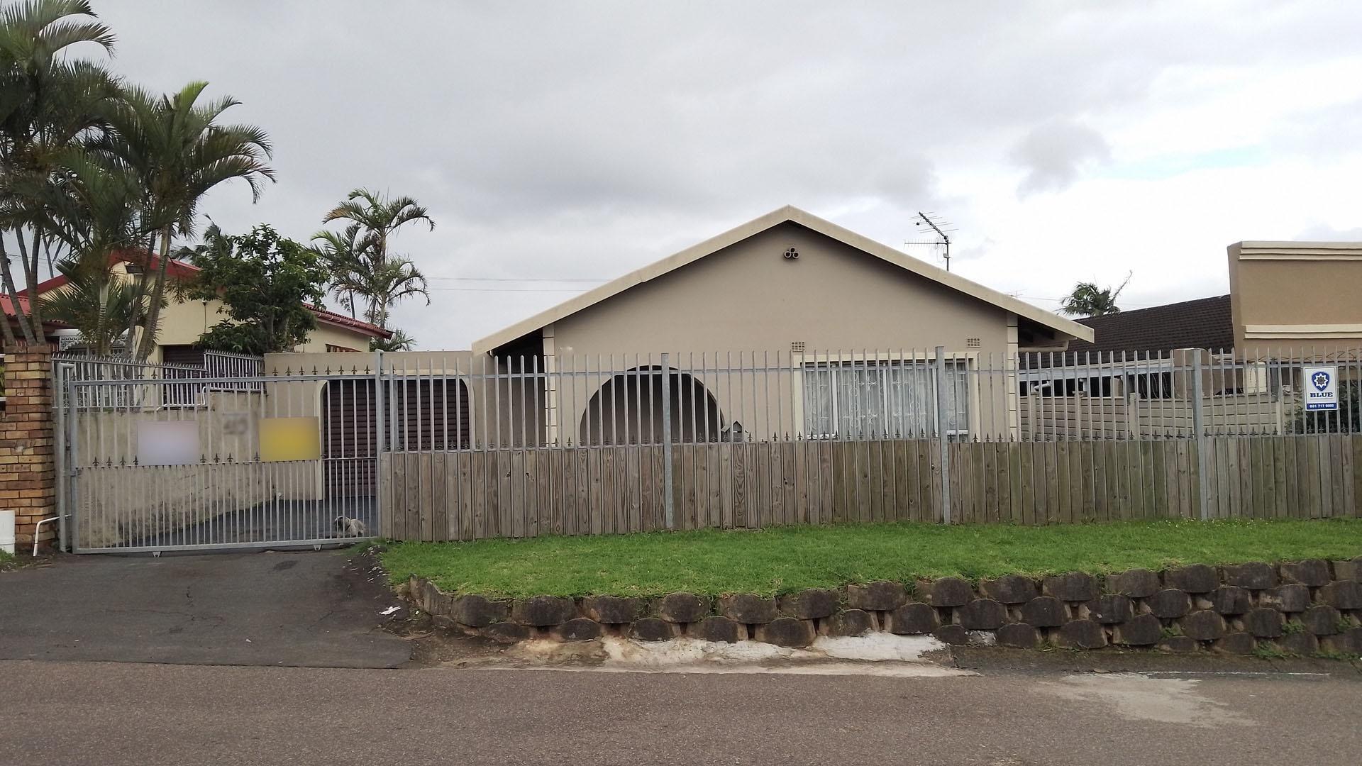 Front View of property in Shallcross 