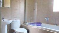 Bathroom 1 - 4 square meters of property in Olifantsvlei 327-Iq