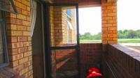 Balcony - 6 square meters of property in Olifantsvlei 327-Iq