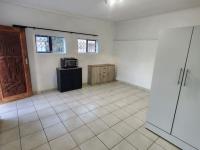  of property in Everton 