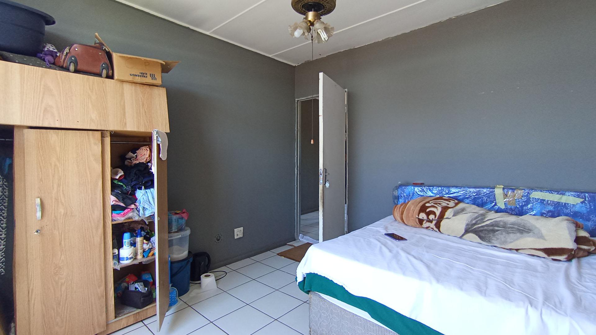 Bed Room 2 - 13 square meters of property in Muckleneuk