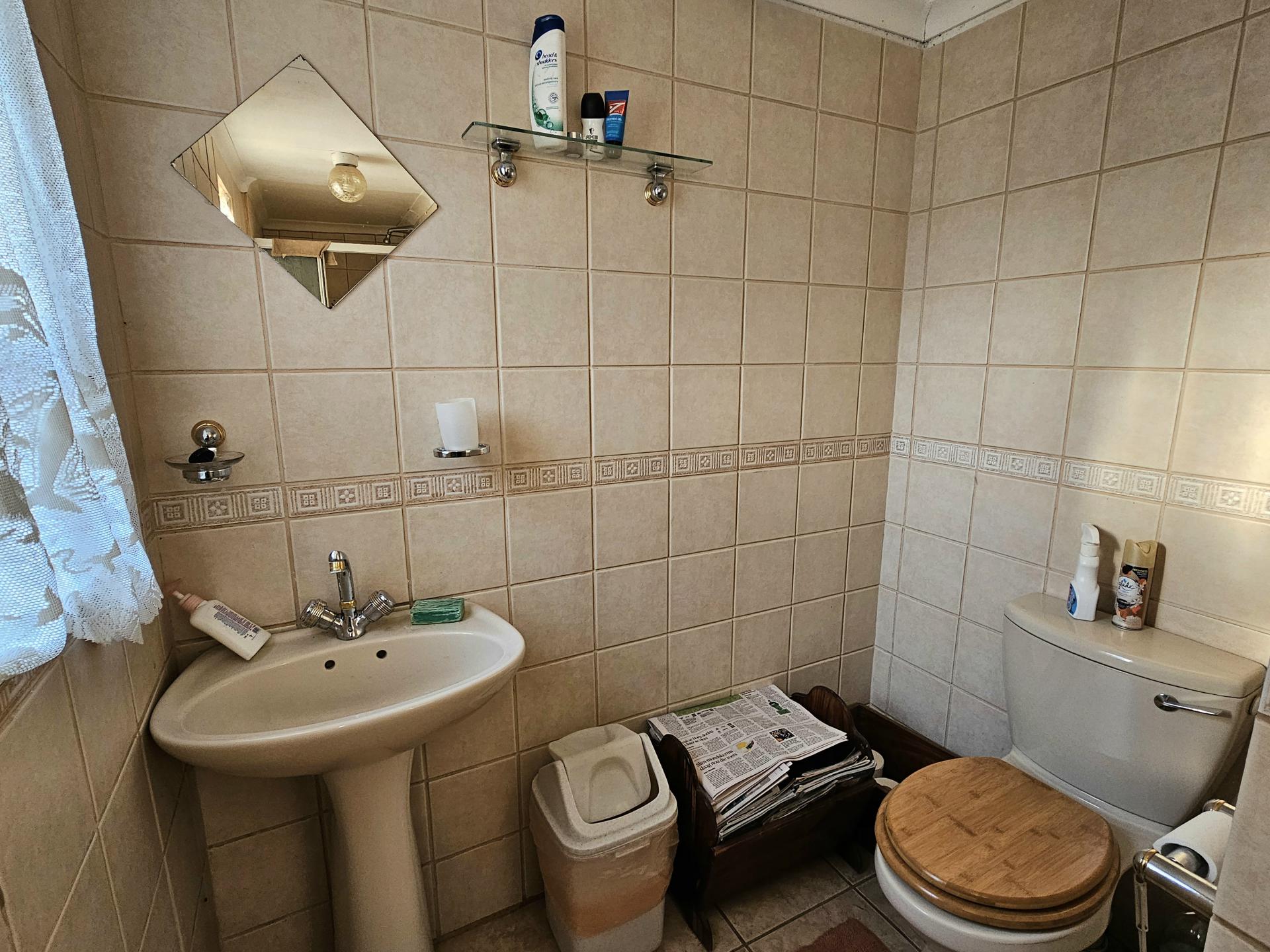 Main Bathroom of property in Potchefstroom