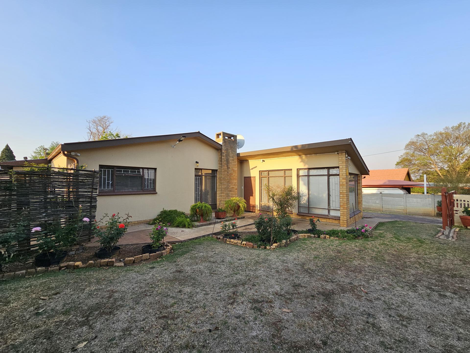 Backyard of property in Potchefstroom