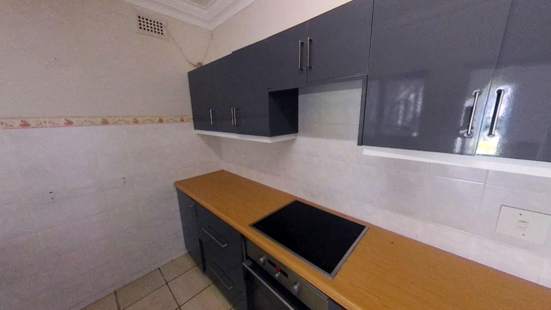 Kitchen - 38 square meters of property in Pinetown 