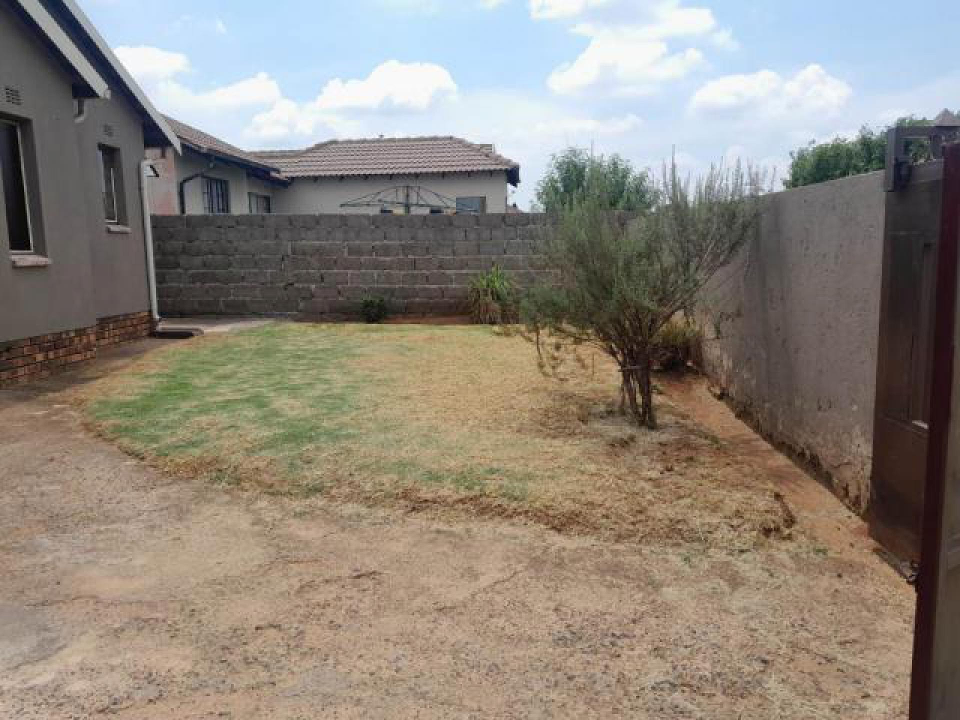 Spaces of property in Kwa-Guqa