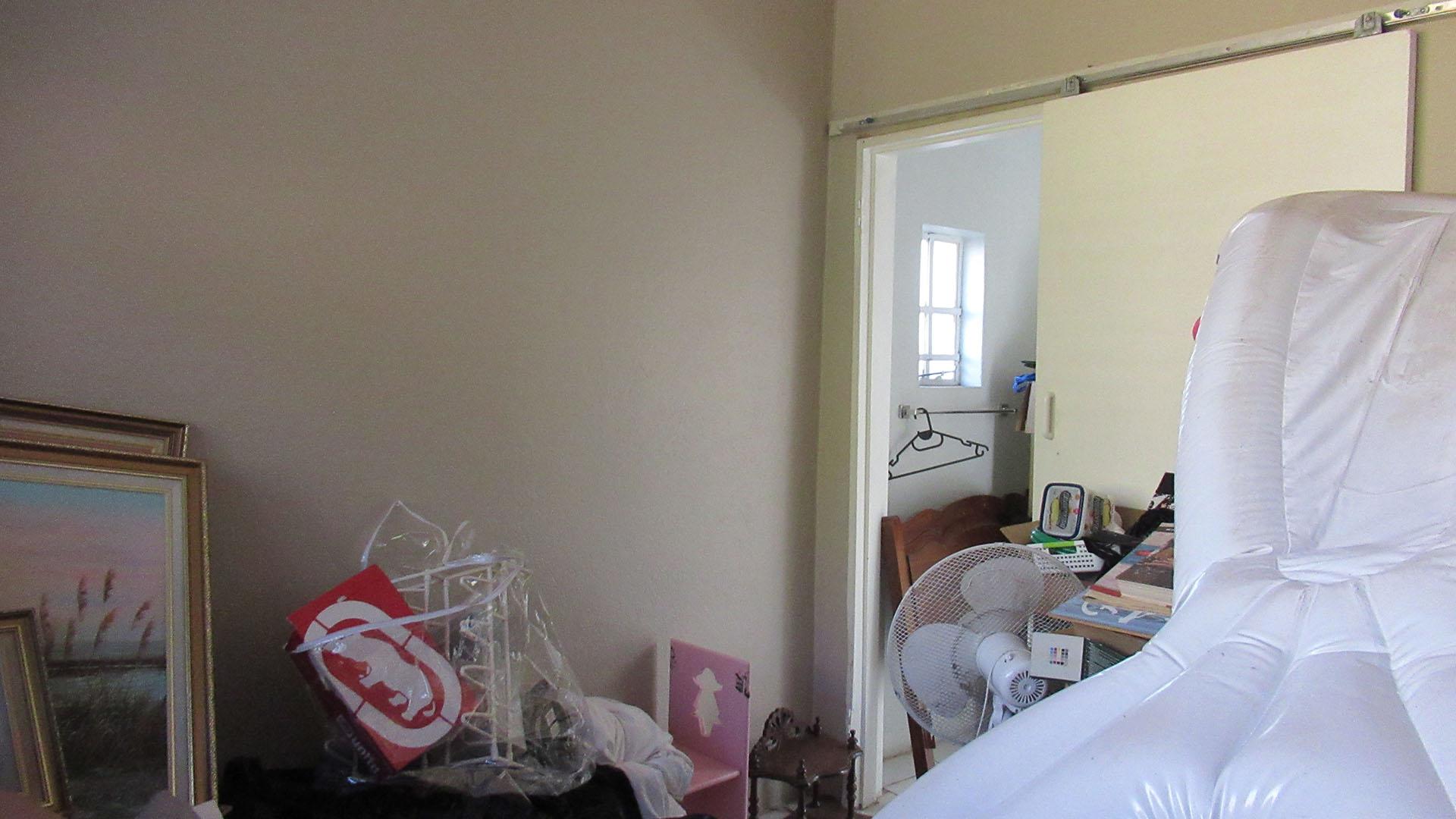 Bed Room 3 - 9 square meters of property in Radiokop