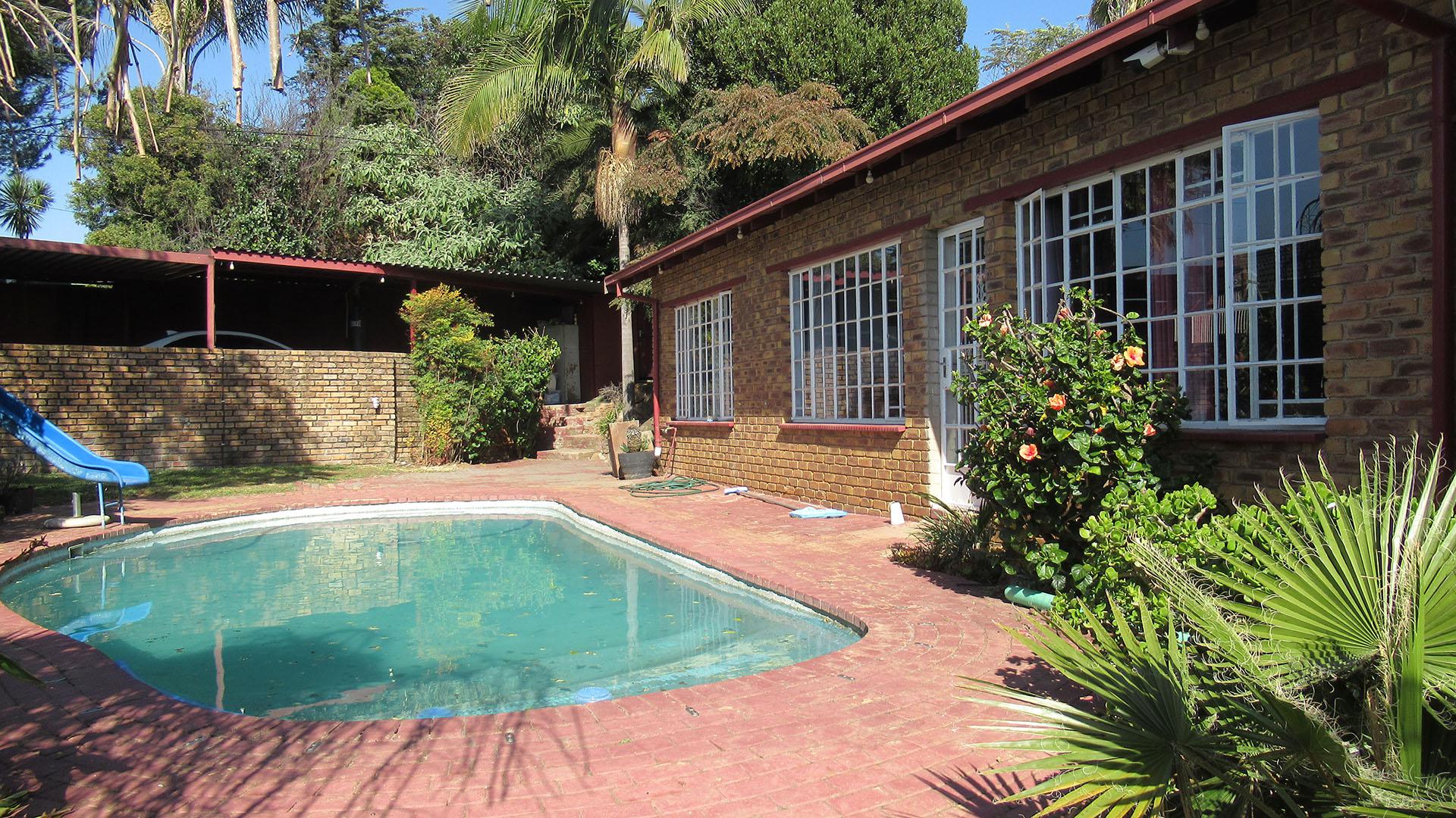 Backyard of property in Radiokop