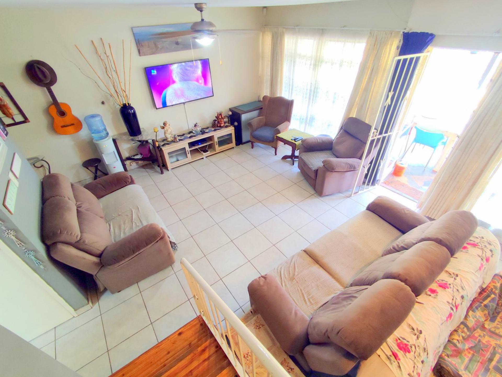 3 Bedroom Duplex for Sale For Sale in Valhalla MR612616