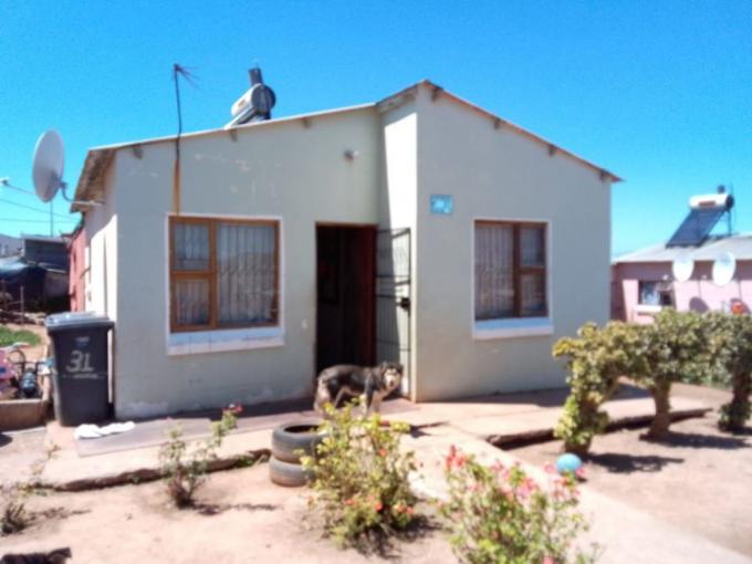 2 Bedroom House for Sale For Sale in Uitenhage MR612631