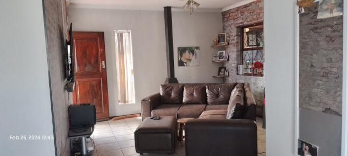 3 Bedroom House for Sale For Sale in Silversands - MR612674
