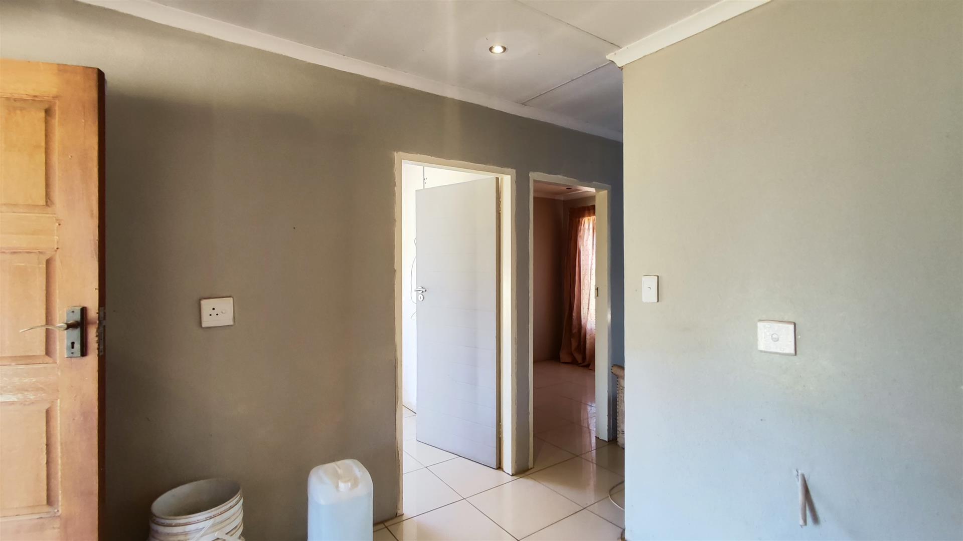 Kitchen - 10 square meters of property in Riversdale