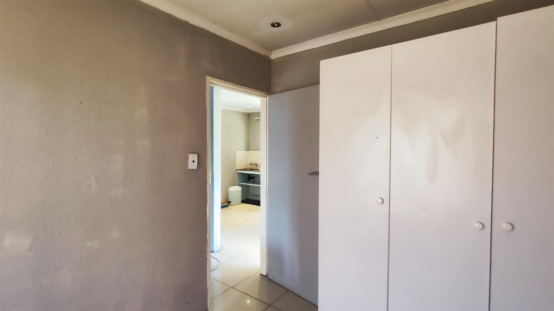 Bed Room 2 - 8 square meters of property in Riversdale