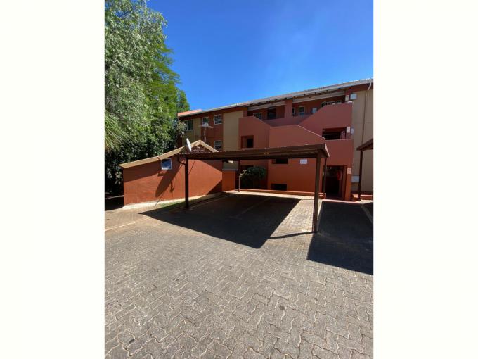 2 Bedroom Apartment to Rent in Weltevreden Park - Property to rent - MR612696
