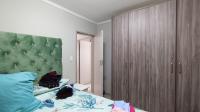 Bed Room 1 - 11 square meters of property in Amberfield