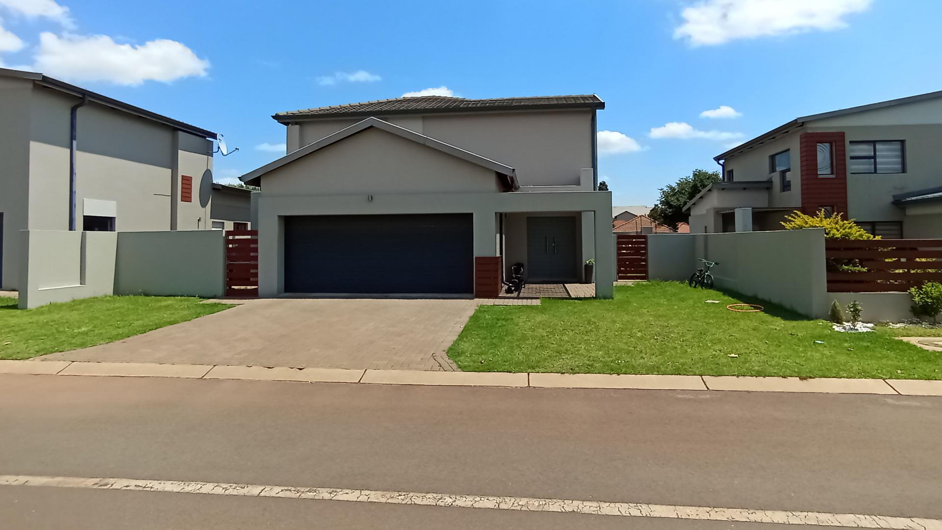 Front View of property in Celtisdal