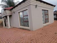3 Bedroom 2 Bathroom House for Sale for sale in Mahube Valley