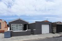 3 Bedroom 1 Bathroom House for Sale for sale in Mitchells Plain