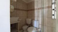Bathroom 2 - 3 square meters of property in Sharonlea