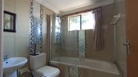 Bathroom 1 - 27 square meters of property in Sharonlea