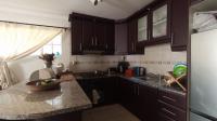 Kitchen - 29 square meters of property in Sharonlea