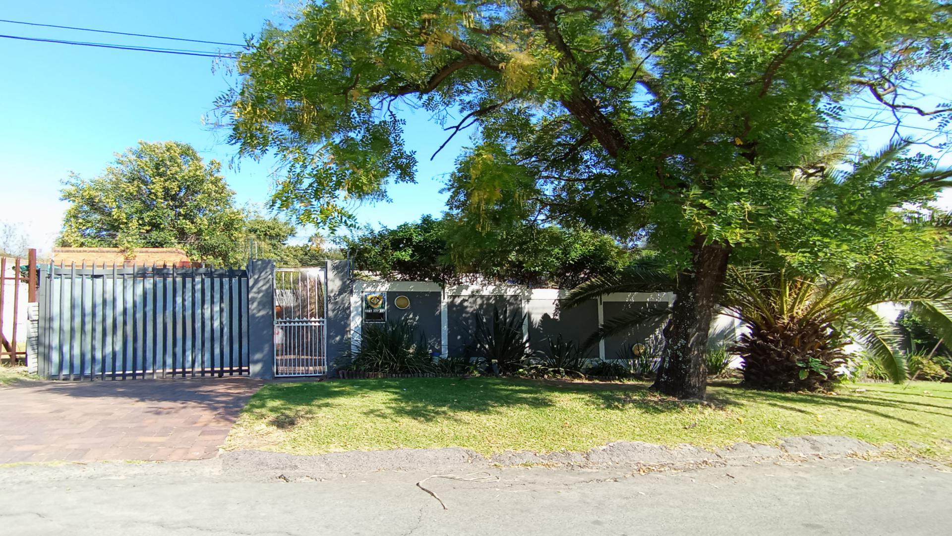 Front View of property in Lyndhurst