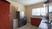 Kitchen - 11 square meters of property in Waterval East