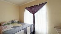 Bed Room 2 - 12 square meters of property in Waterval East