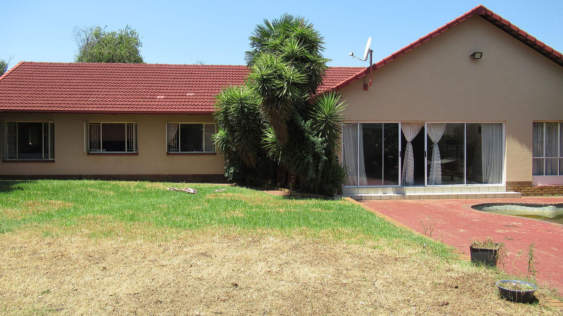 SA Home Loans Sell Assist 4 Bedroom House for Sale in Bracke