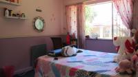Bed Room 3 - 20 square meters of property in Brackendowns