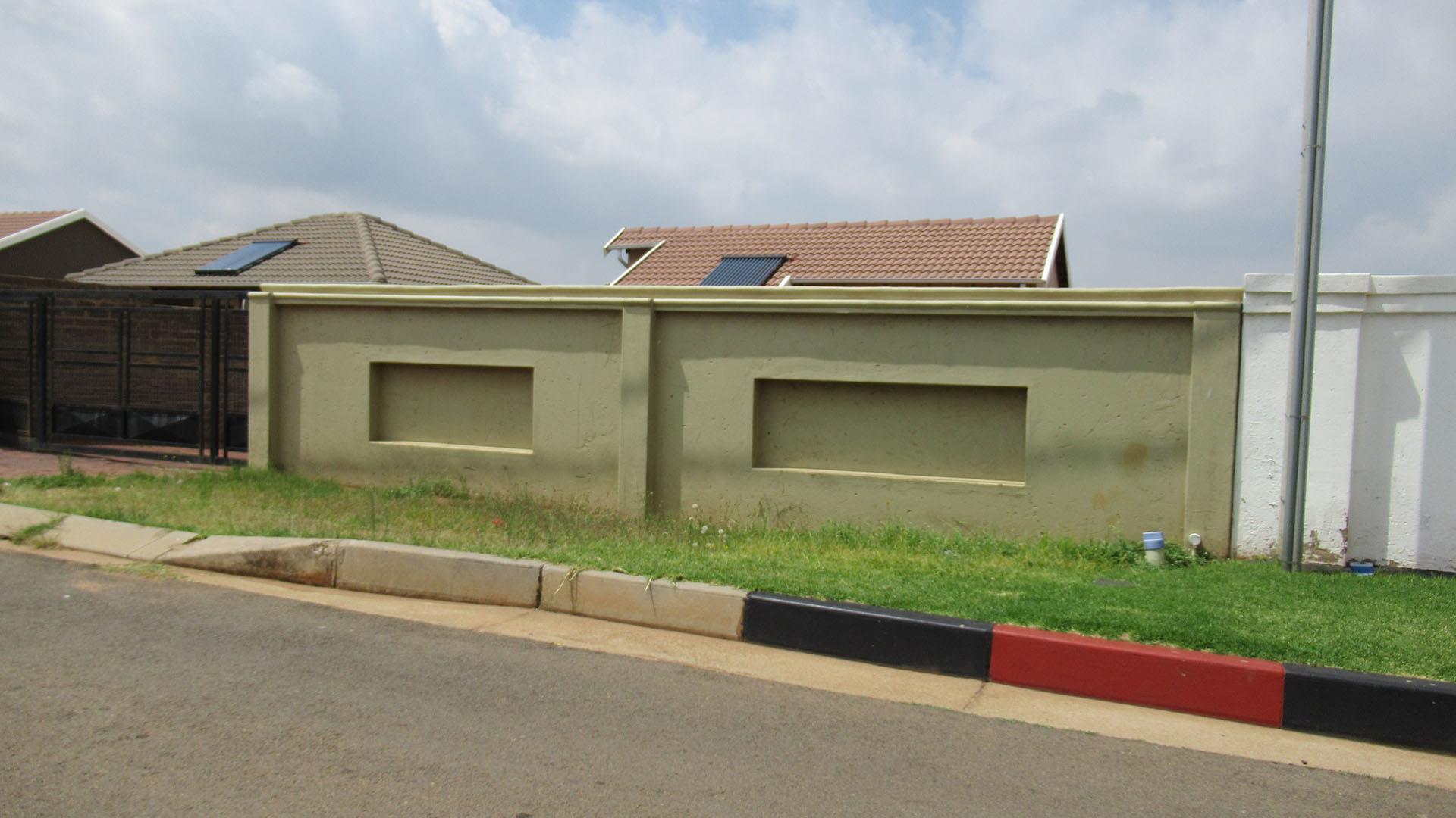 Front View of property in Lenasia South