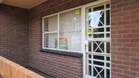 Patio - 6 square meters of property in Forest Hill - JHB