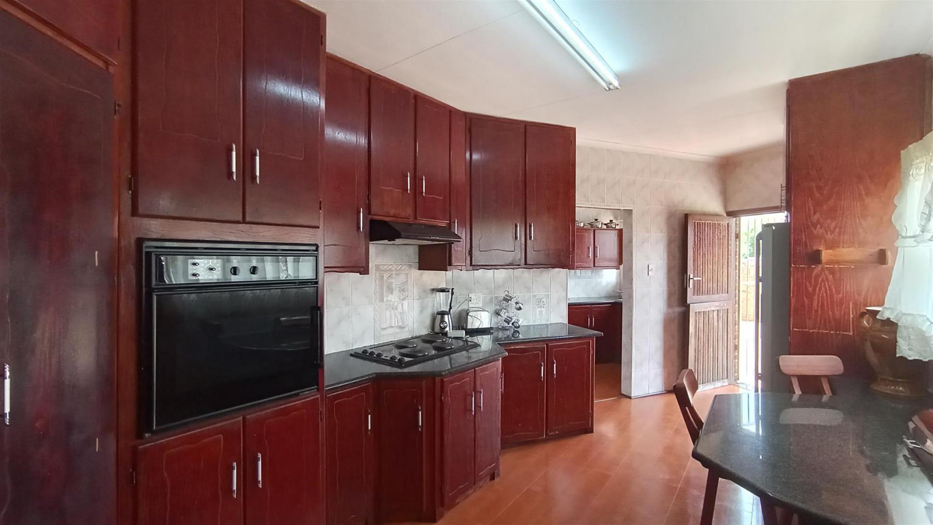 Kitchen - 16 square meters of property in Ferryvale