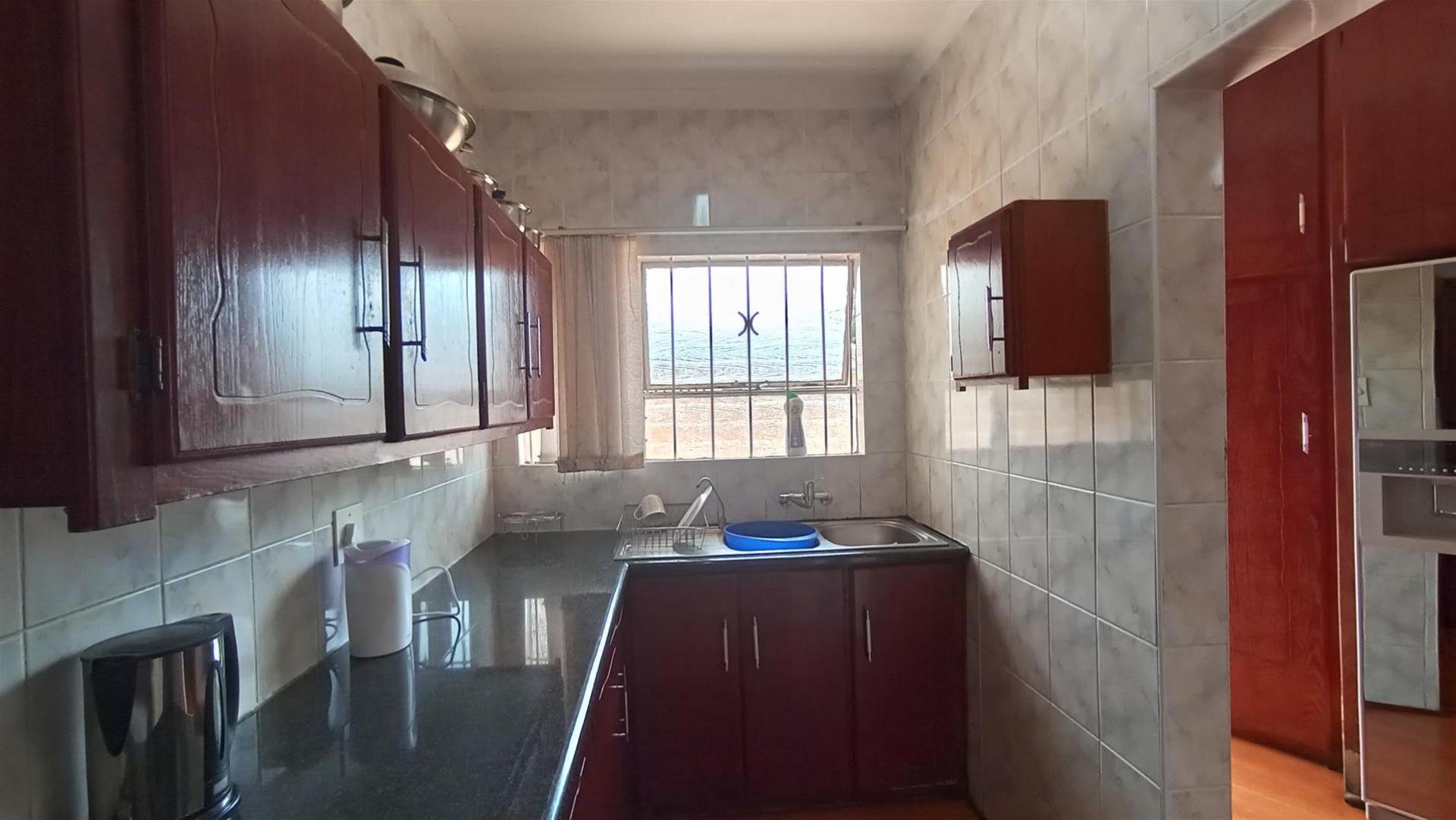 Scullery - 11 square meters of property in Ferryvale