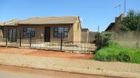 Front View of property in Vosloorus