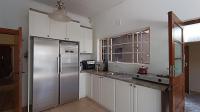 Kitchen - 18 square meters of property in Bellville