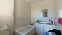 Main Bathroom of property in Rietondale