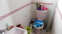 Main Bathroom - 3 square meters of property in Oaklands - DBN
