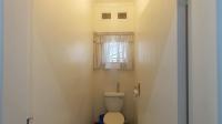 Bathroom 2 - 6 square meters of property in Birchleigh