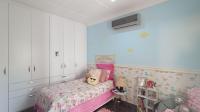 Bed Room 1 - 14 square meters of property in Birchleigh