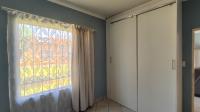 Bed Room 1 - 12 square meters of property in Dawn Park