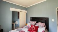 Main Bedroom - 11 square meters of property in Dawn Park