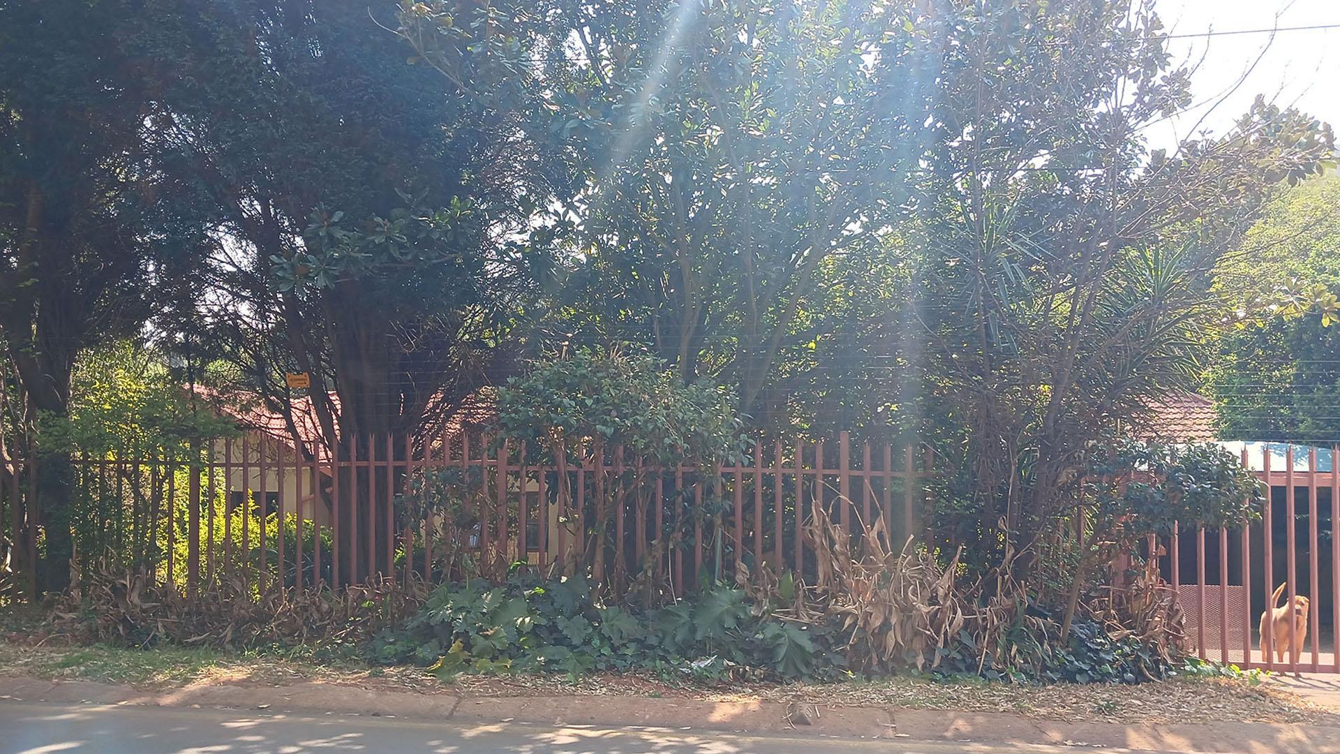 Front View of property in Kloofendal