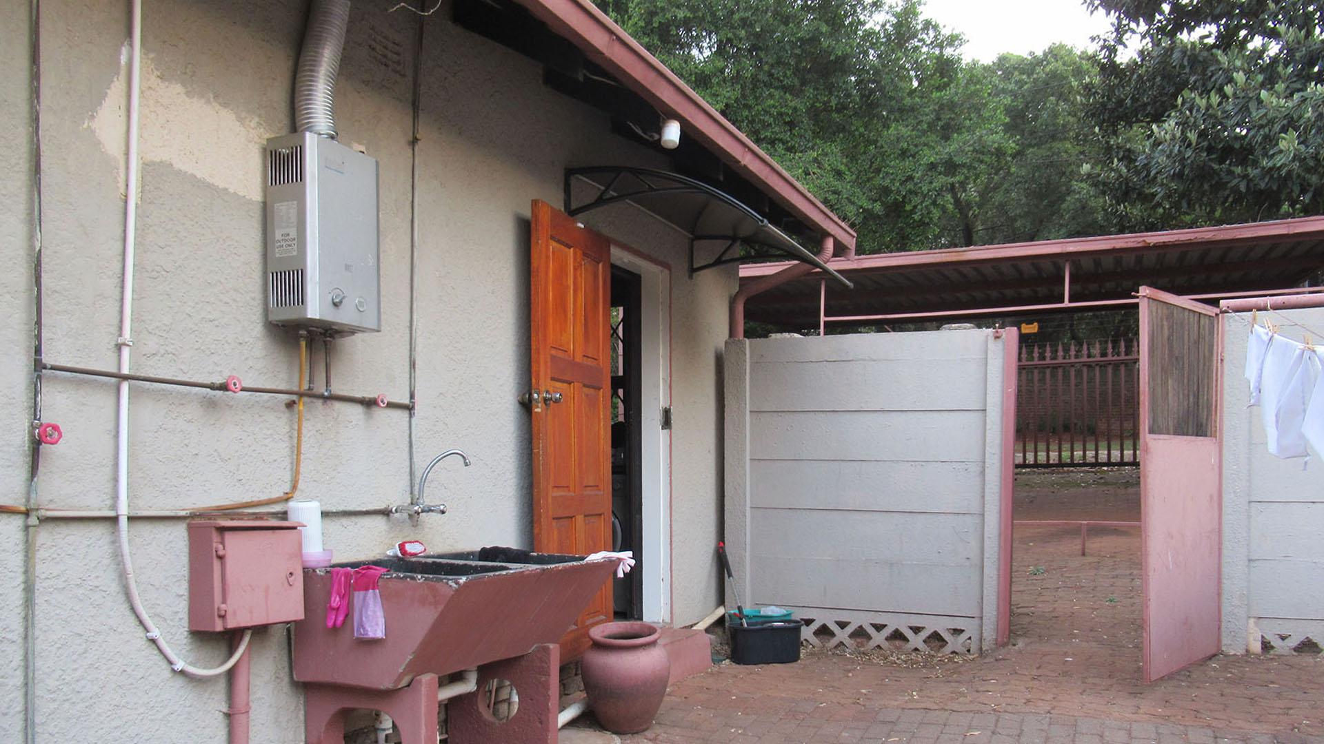Backyard of property in Kloofendal