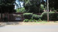 Front View of property in Kloofendal